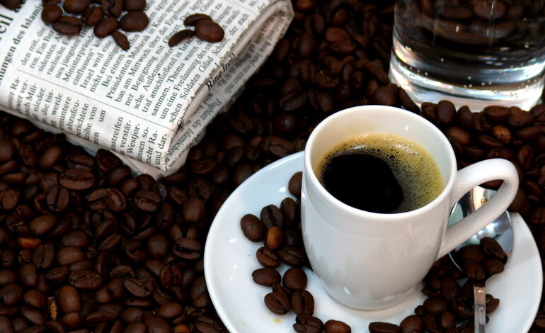 Coffee and Gut Health: What Daily Drinkers Need to Know in 2025