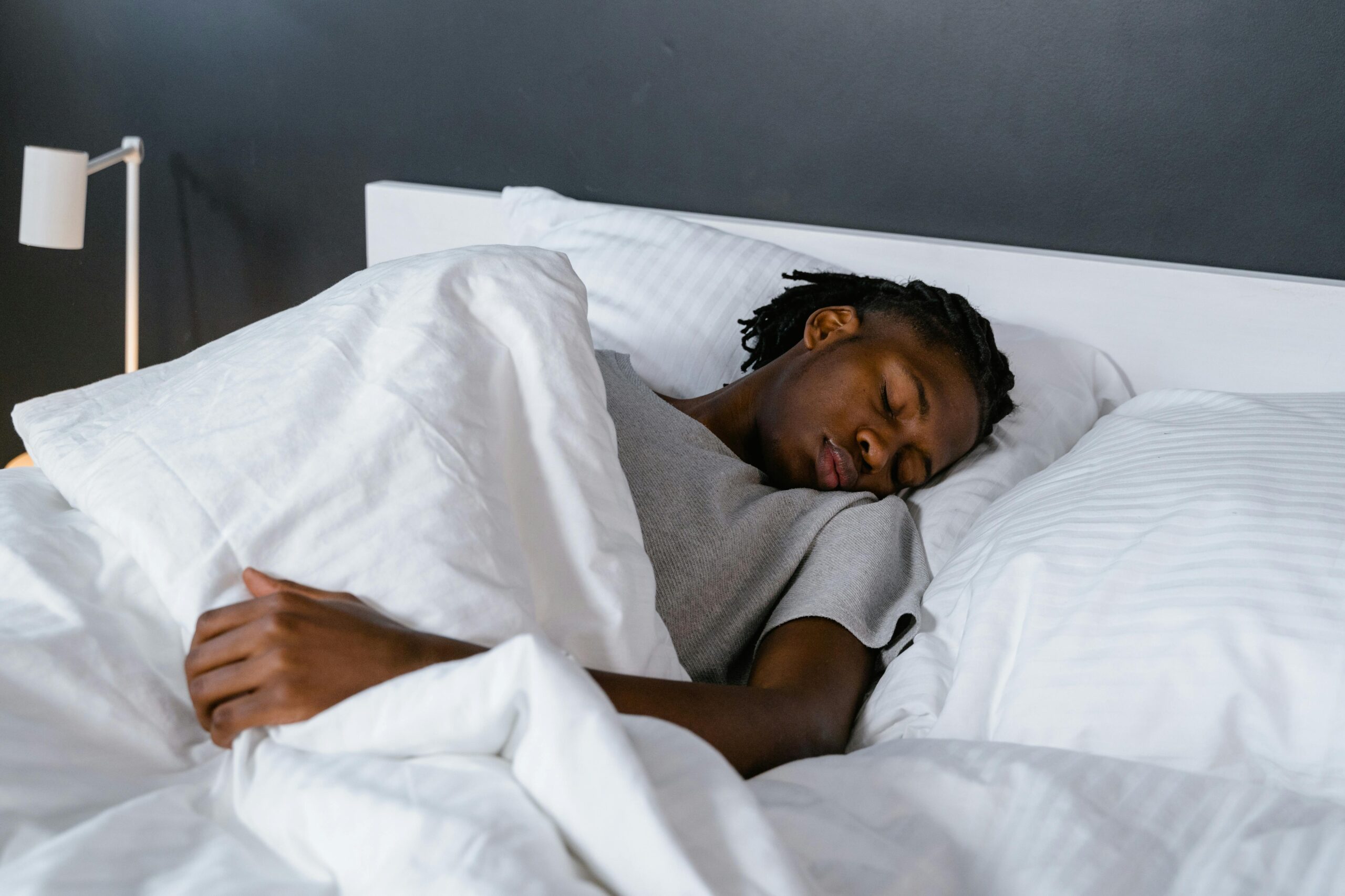 Frozen in Fear: What You Need to Know About Sleep Paralysis