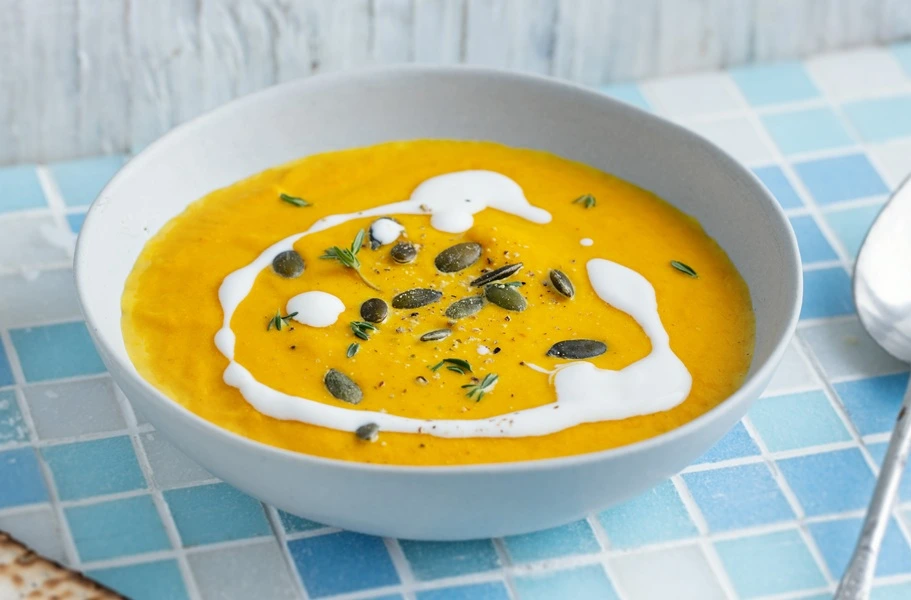 Vegan carrot ginger soup