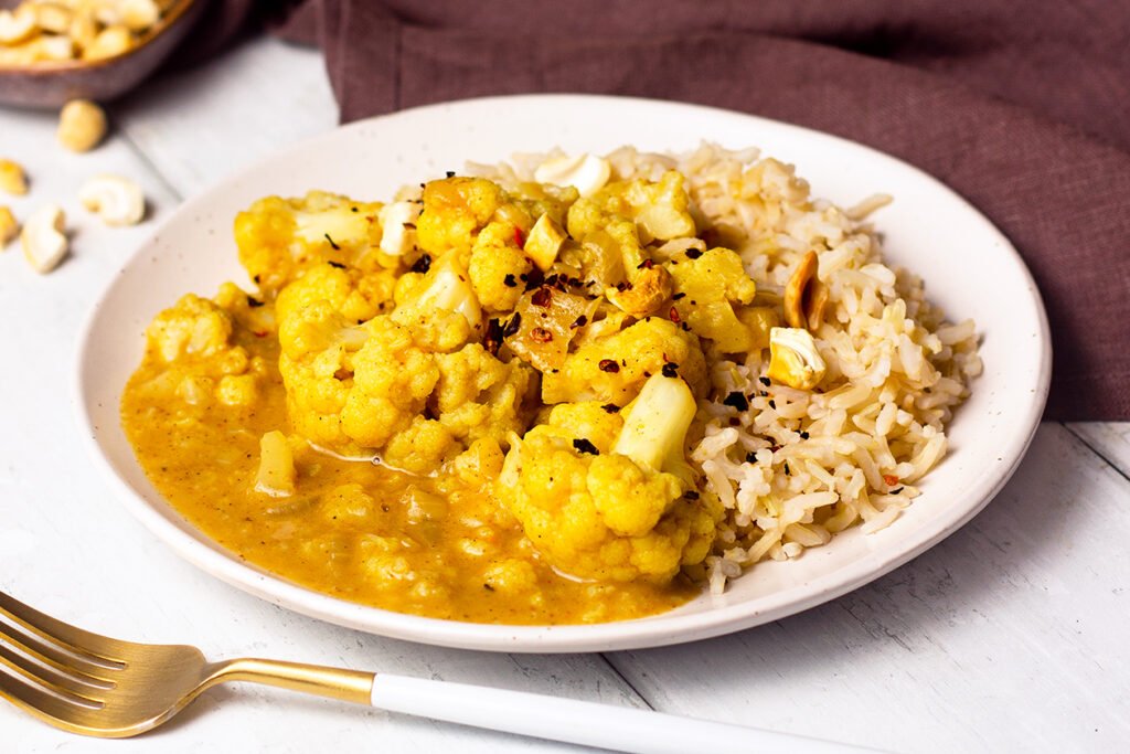 easy coconut cauliflower curry recipe
