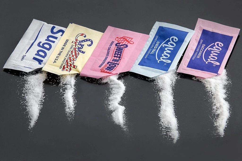 Could Artificial Sweeteners Be Aging Your Brain Faster? What a New Study Found